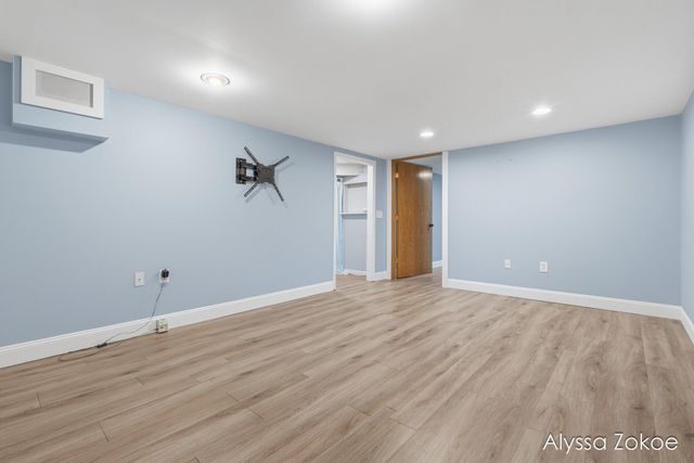 6566 Cherrywood Avenue, Georgetown Twp, MI 49428