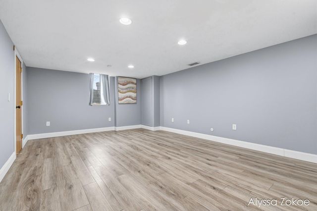 6566 Cherrywood Avenue, Georgetown Twp, MI 49428