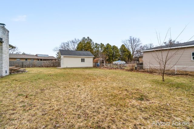 6566 Cherrywood Avenue, Georgetown Twp, MI 49428