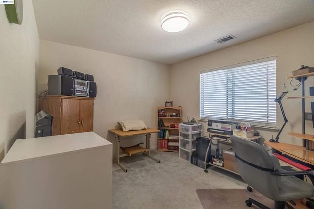 4227 Bayonne Ct, Stockton, CA 95206