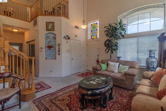 4227 Bayonne Ct, Stockton, CA 95206