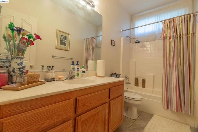4227 Bayonne Ct, Stockton, CA 95206