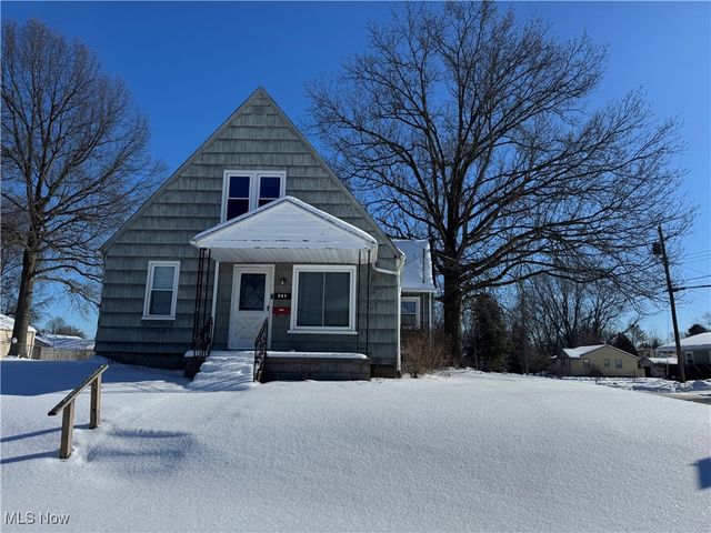 341 6th Street NE, Barberton, OH 44203