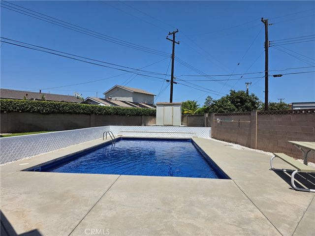 10820 Hamden, Stanton, CA 90680