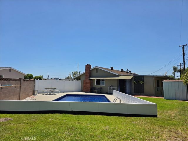10820 Hamden, Stanton, CA 90680