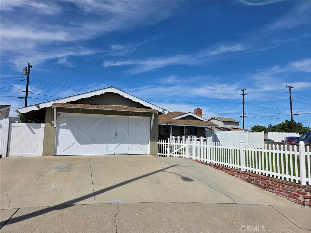 10820 Hamden, Stanton, CA 90680