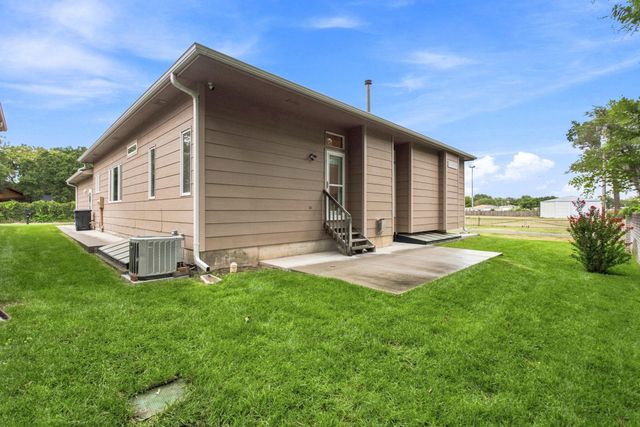 279 S Byron, Wichita, KS 67209