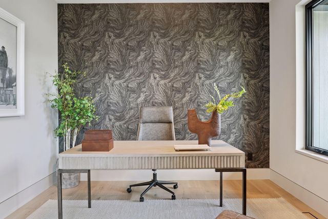 5250 Polaris Lane, Plymouth, MN 55446