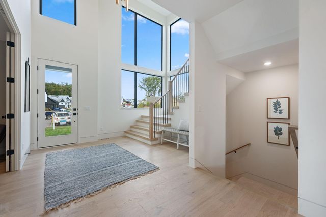 5250 Polaris Lane, Plymouth, MN 55446