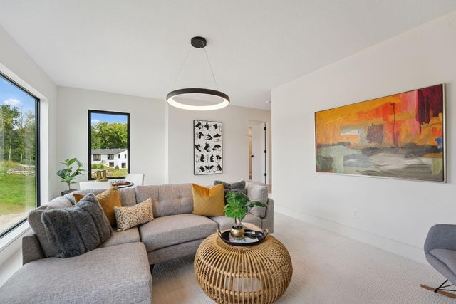 5250 Polaris Lane, Plymouth, MN 55446