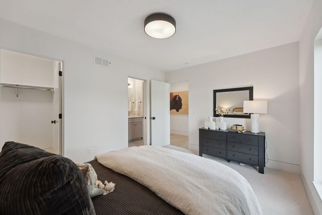 5250 Polaris Lane, Plymouth, MN 55446