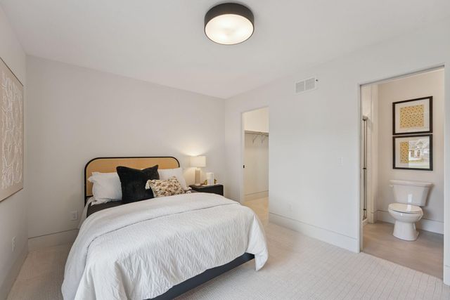 5250 Polaris Lane, Plymouth, MN 55446