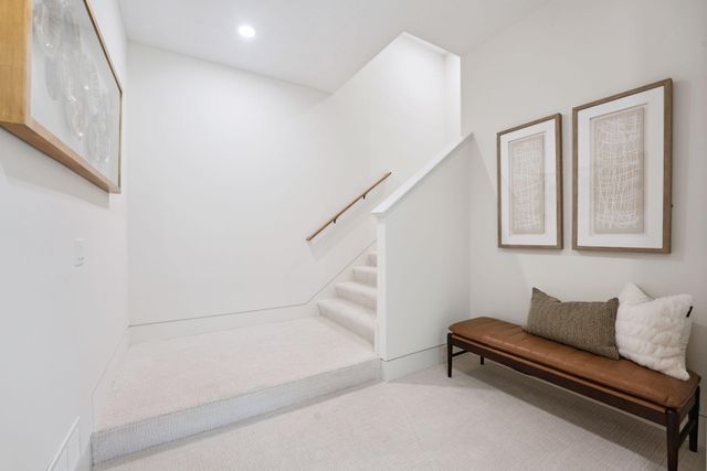 5250 Polaris Lane, Plymouth, MN 55446