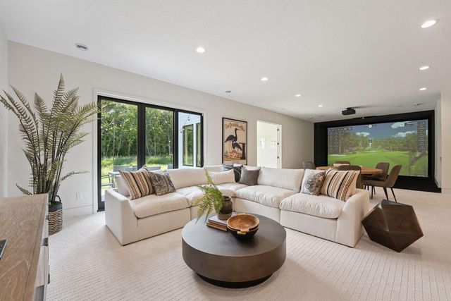 5250 Polaris Lane, Plymouth, MN 55446