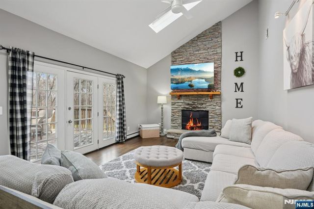 23 Northfield Drive, Sussex, NJ 07461