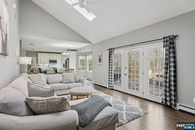 23 Northfield Drive, Sussex, NJ 07461
