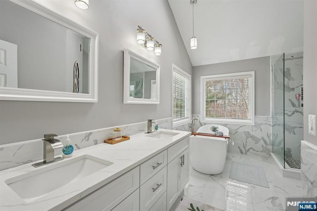 23 Northfield Drive, Sussex, NJ 07461