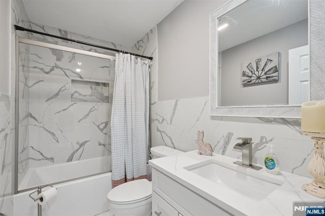 23 Northfield Drive, Sussex, NJ 07461