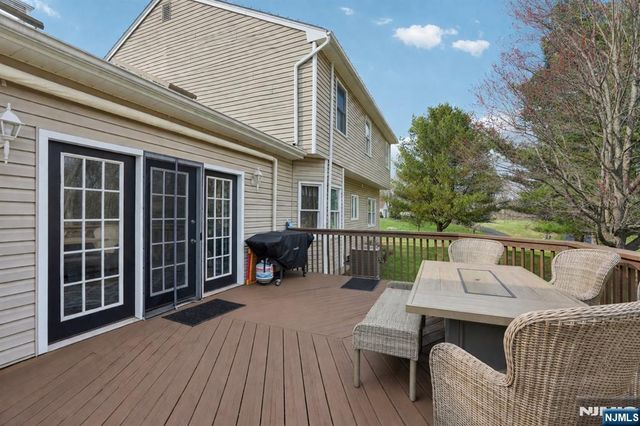 23 Northfield Drive, Sussex, NJ 07461