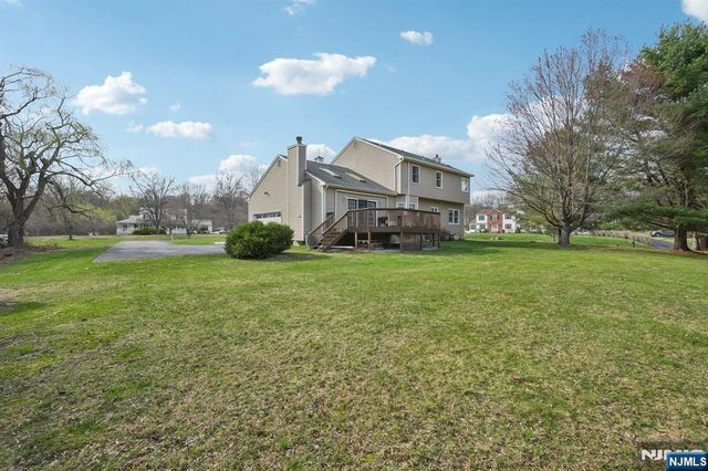 23 Northfield Drive, Sussex, NJ 07461