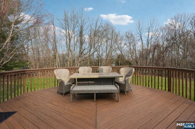 23 Northfield Drive, Sussex, NJ 07461
