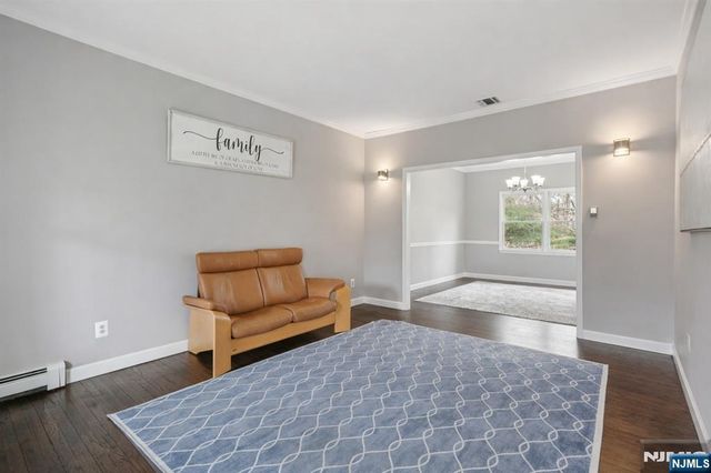 23 Northfield Drive, Sussex, NJ 07461