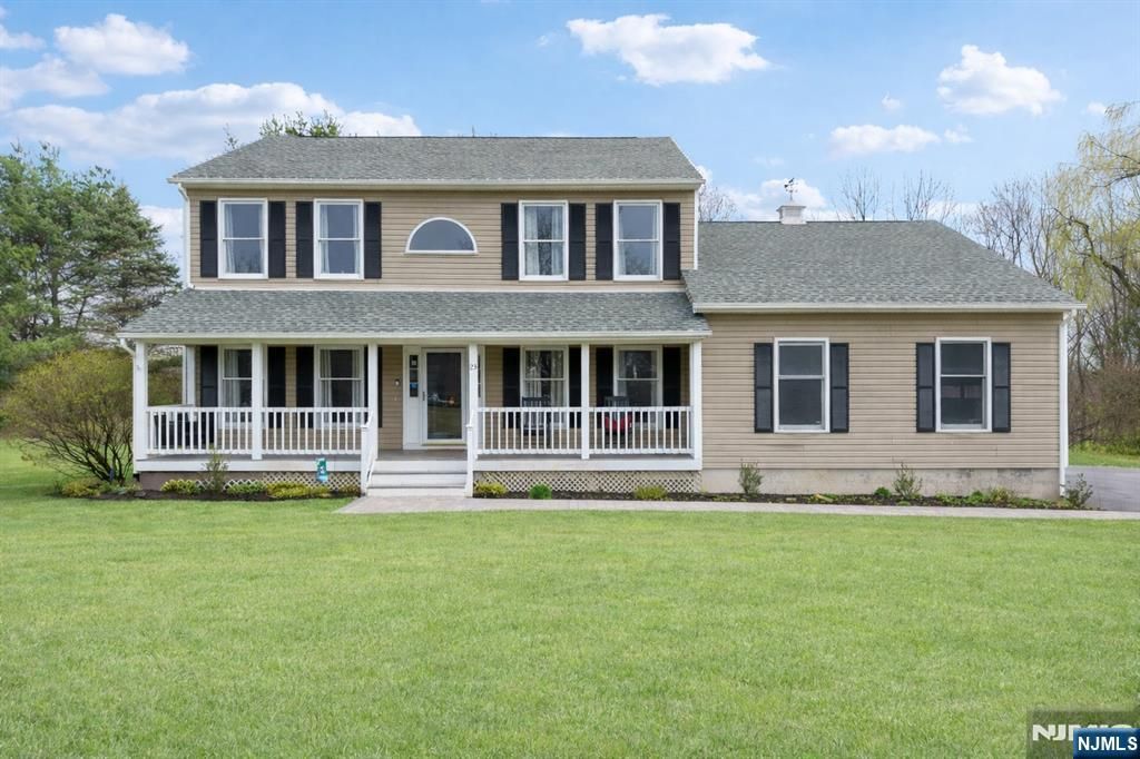 23 Northfield Drive, Sussex, NJ 07461