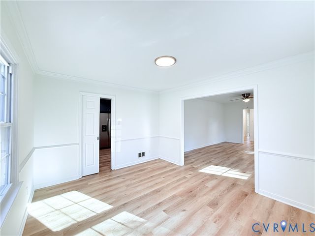 401 Comstock Dr, Midlothian, VA 23236