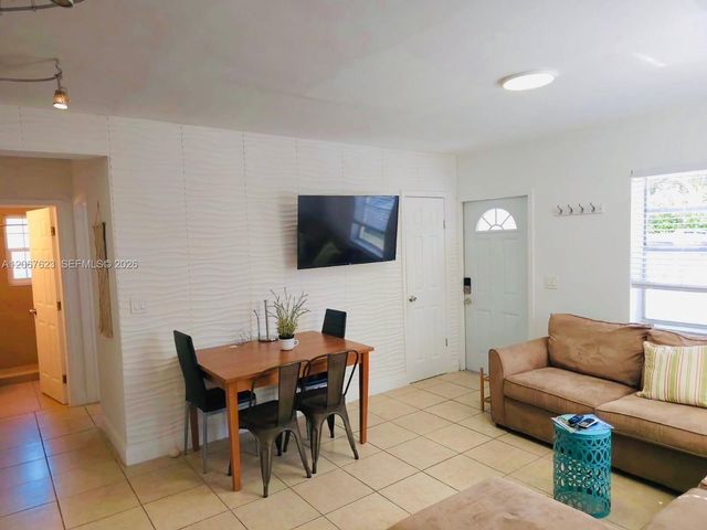 1639 Hayes Street 1, Hollywood, FL 33020