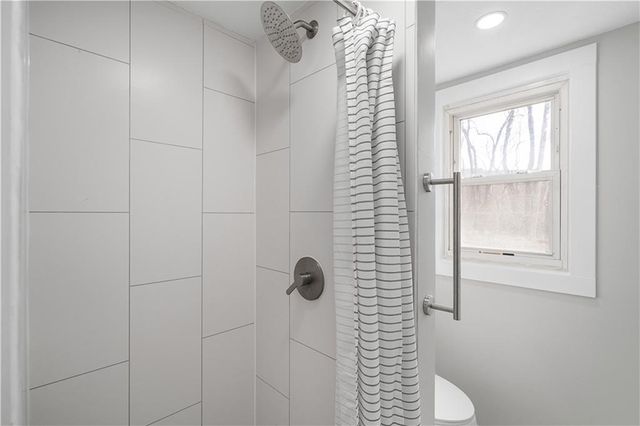 6606 E 103rd Street, Kansas City, MO 64138