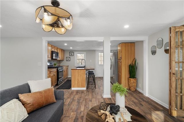 6606 E 103rd Street, Kansas City, MO 64138