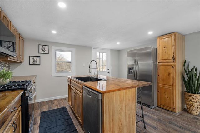 6606 E 103rd Street, Kansas City, MO 64138