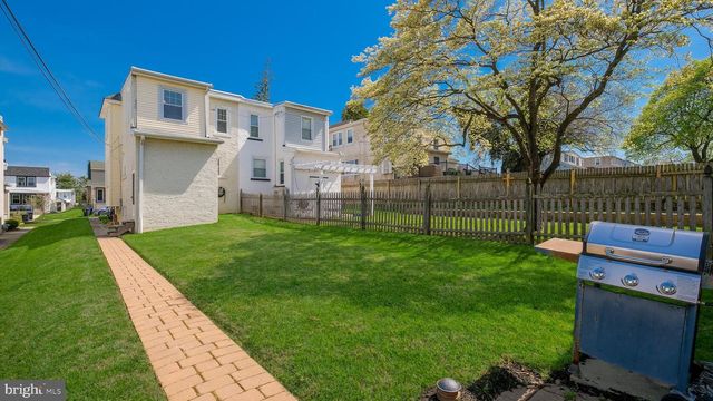 411 W 10TH AVE, Conshohocken, PA 19428