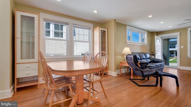 411 W 10TH AVE, Conshohocken, PA 19428