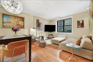269 Bennett Ave # 3-C, New York City, NY 10040