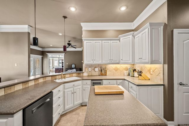 152 Marseille, Maumelle, AR 72114