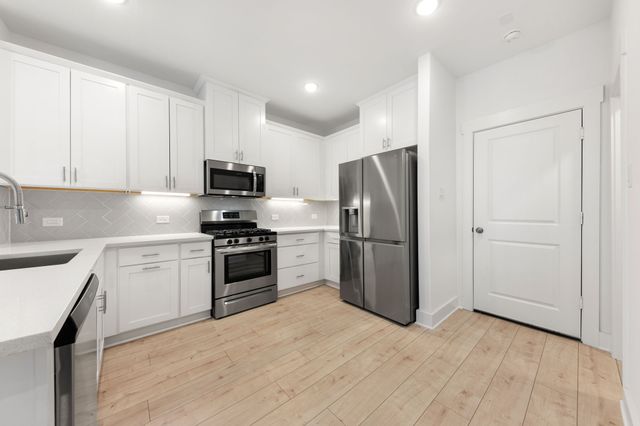 4612 Smokey Quartz Lane, Arlington, TX 76005