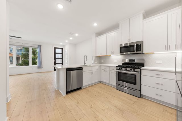 4612 Smokey Quartz Lane, Arlington, TX 76005