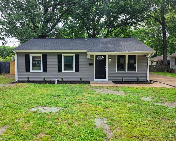 218 Pine Grove AVE, Hampton, VA 23669