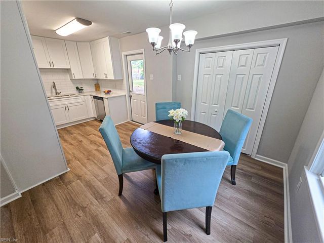 218 Pine Grove AVE, Hampton, VA 23669