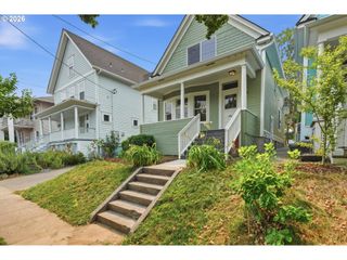 546 Ne STANTON St, Portland, OR 97212