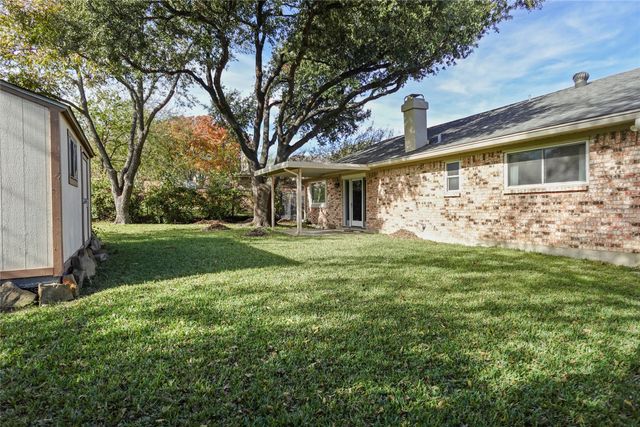 10129 Buffalo Grove Road, Fort Worth, TX 76108