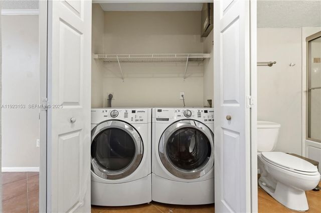 1721 Village Blvd 104, West Palm Beach, FL 33409