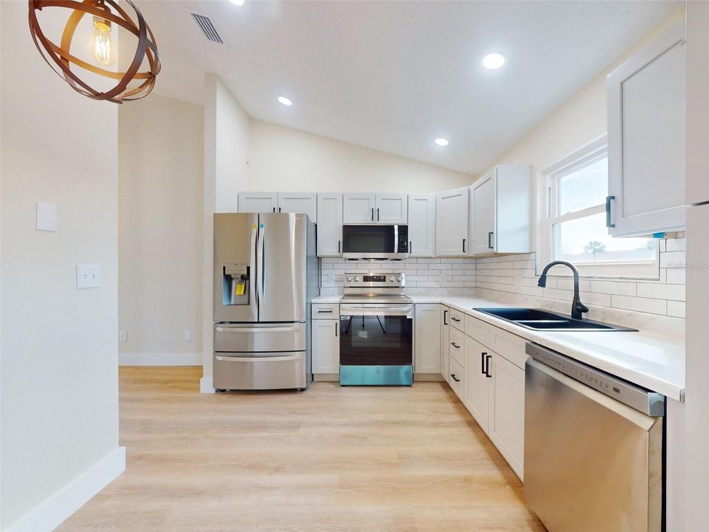 Image 24 of property listing at 804 SOFT PINE COURT, New Smyrna Beach, FL 32168
