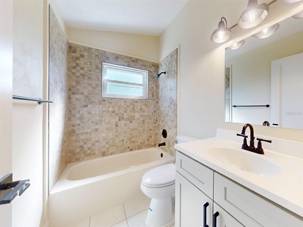 Image 27 of property listing at 804 SOFT PINE COURT, New Smyrna Beach, FL 32168