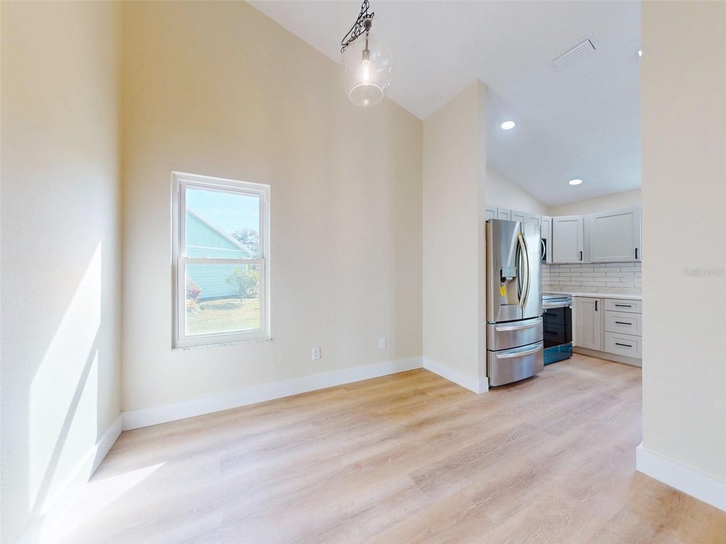 Image 39 of property listing at 804 SOFT PINE COURT, New Smyrna Beach, FL 32168