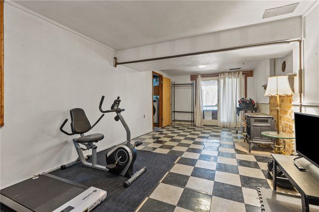 243 Grandview Blvd, Twp Of But Se, PA 16001