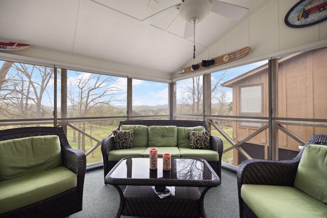 21-2 Woodson Bend Resort 21-2, Bronston, KY 42518