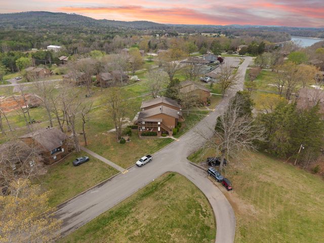 21-2 Woodson Bend Resort 21-2, Bronston, KY 42518
