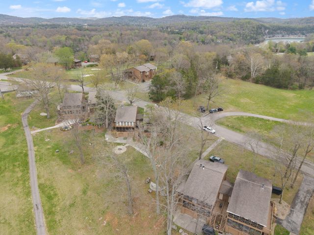 21-2 Woodson Bend Resort 21-2, Bronston, KY 42518